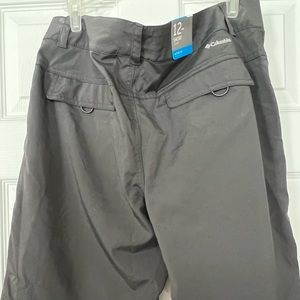 Columbia Kestrel Trail Stretch Short, gray. Size 12